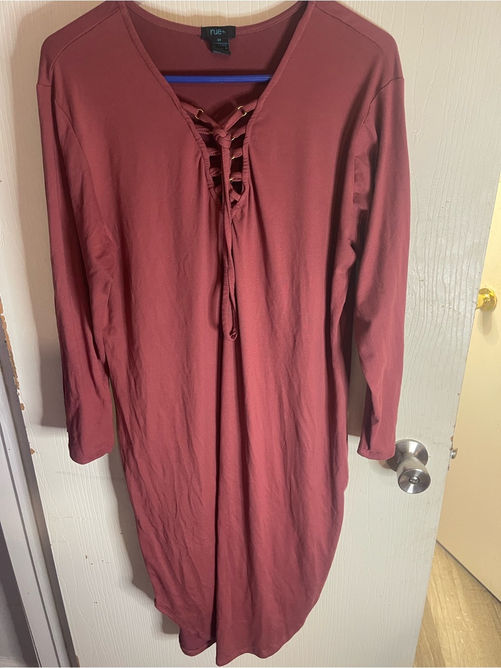 rue21 Mauve Lace-Up Long Sleeve Midi Dress
